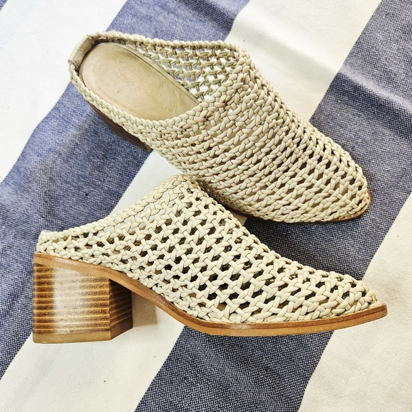 INTENTIONALLY BLANK Shoes - INTENTIONALLY BLANK Taupe Woven Mules With Stacked Heels Size 7